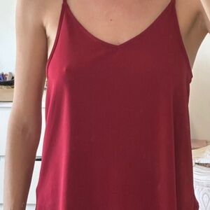 Silence and Noise Red Tank